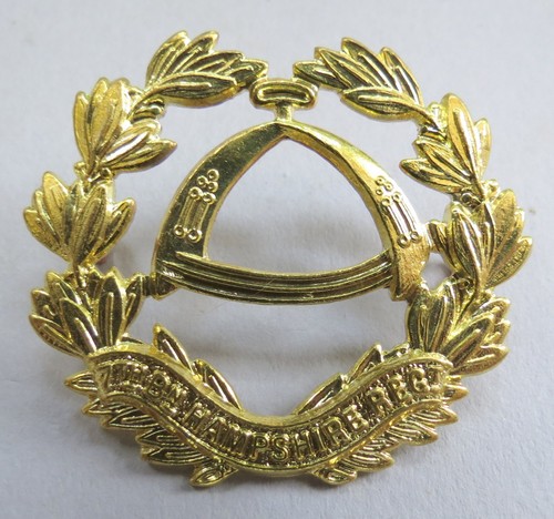 Military gilt badge 7th - military,