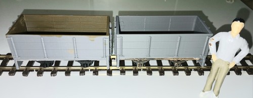 Pair gn15 scale small - of,