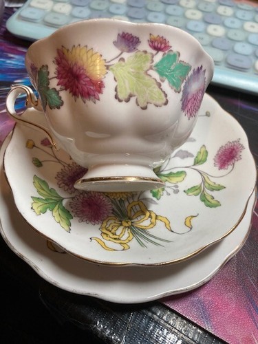 Vintage royal albert - royal,