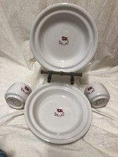Set 2 Mugs 2 Bowls White Star