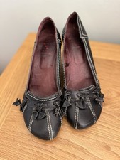 Harlot Ladies Size 7 Shoes