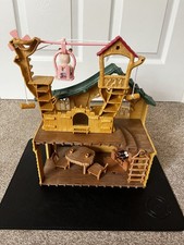 Sylvanian Families Lakeside Lodge And Ropeway Park