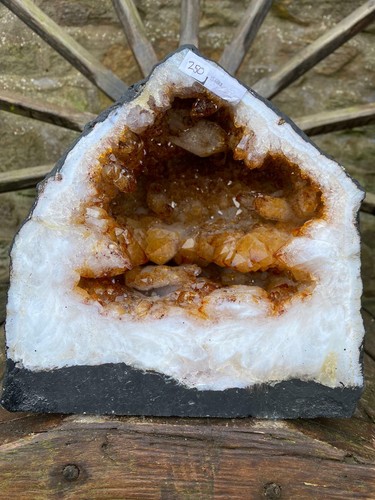 Citrine geode 250 crystal - geode,