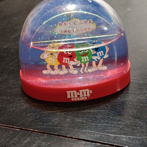 Las vegas snow - m&m's,