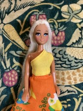 Vintage Pippa Friend Gail Doll With Full Outfit & Long Hair-42/2 On Back of Head