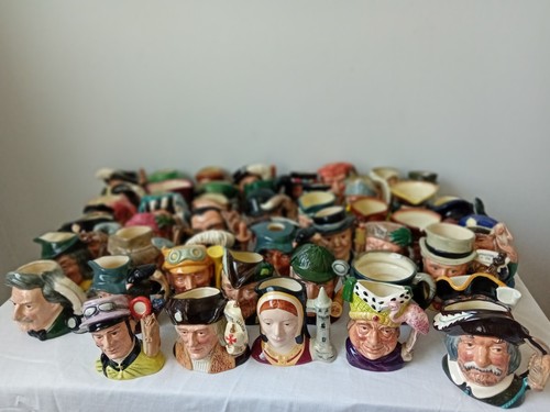 Royal doulton small character - royal,