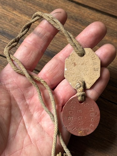 Vintage ww2 fibre disc - disc, dog