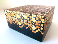 Vintage Russian Straw Work Marquetry Box