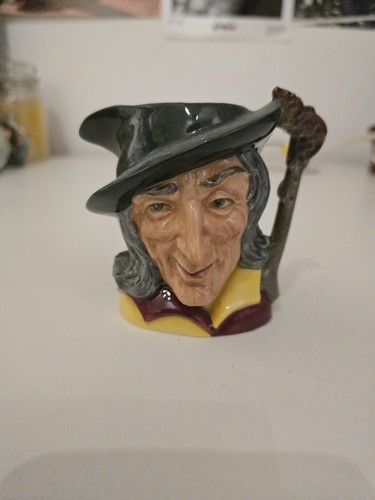 Royal daulton character jug - royal,