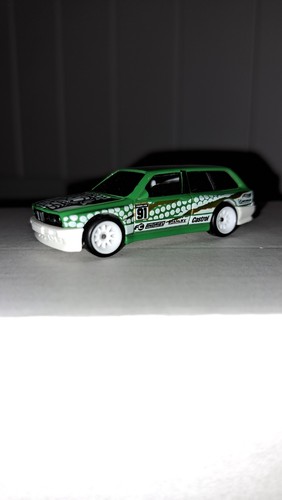 Hot wheels bmw wagon - hot,