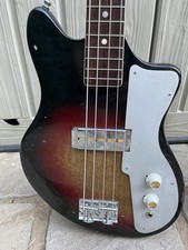 1960s Kingston Tuxedo Japan Short-scale Bass