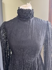 Victorian Ladies Costume