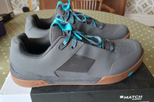 Crank Brothers Stamp Lace Flat