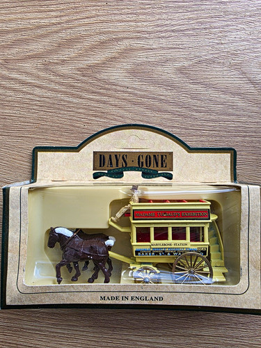 Days gone horse - gone, bus