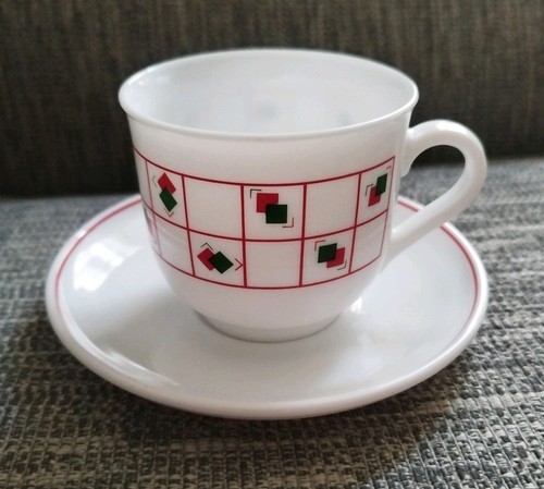 Rare vintage pyrex red - vintage,