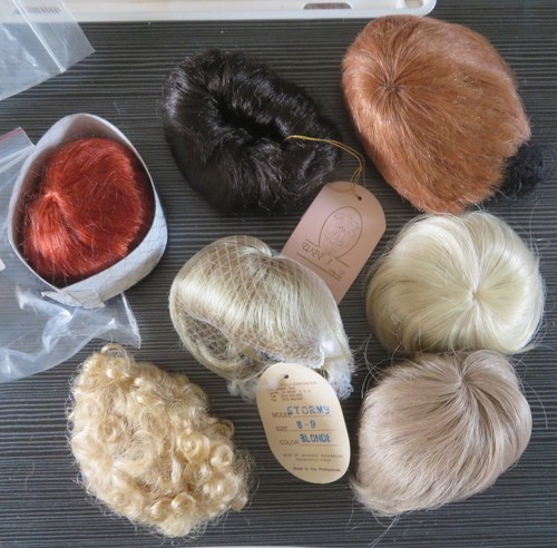 Seven short doll wigs - seven,