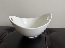 10 Strawberry Street White