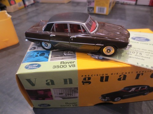 Vanguards rover 3500 v8 - 1:43,