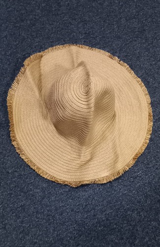 Woven hat new - woven,