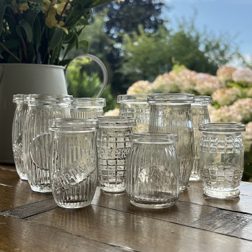 Flower bud vase vintage paste - flower,