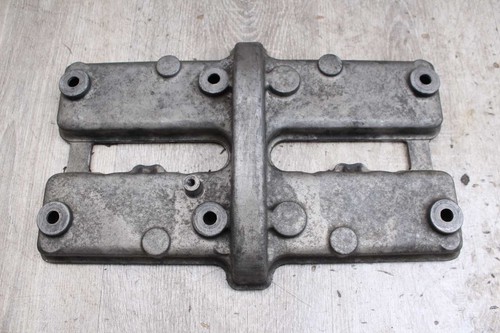 Cylinder head cover valve