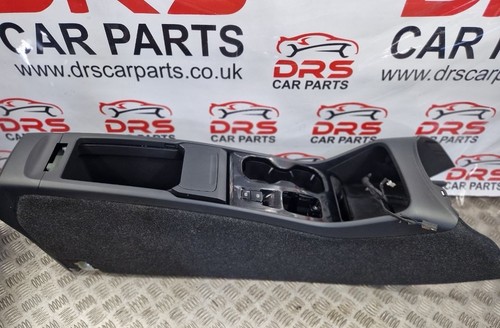 Volvo xc40 2023 2025 centre - volvo,