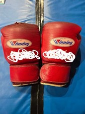Winning Boxing Gloves 8oz Red