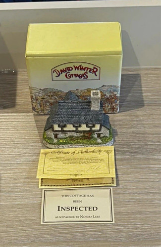 David winter cottages hogs - david,