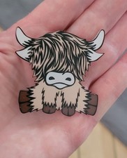 Highland cow acrylic brooch