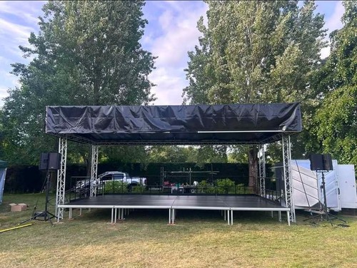 Stage roof canopy - stage, braces