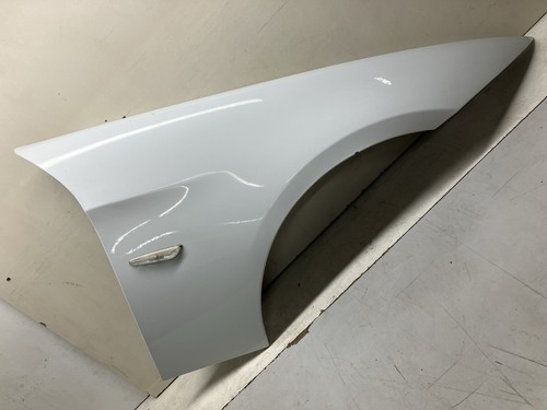 Bmw series e90 e91 - 3,
