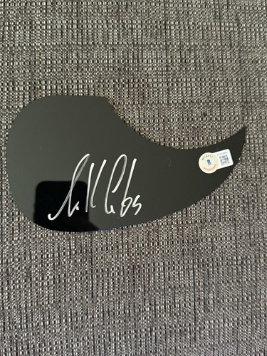 Luke combs signed acoustic - signed,