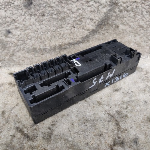 Mercedes k40 relay - front, fuse