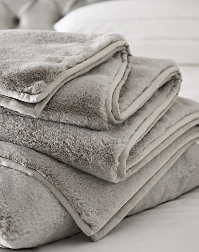 The white company super - the,
