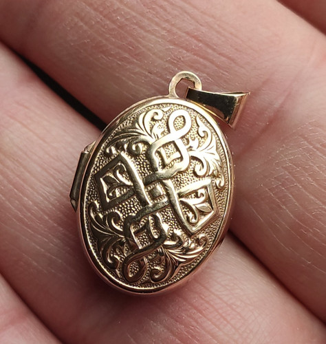 9ct solid gold - 9ct,