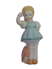 HEREND SCHOOL GIRL LITTLE SAGE