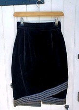 VINTAGE LOUIS FERAUD BLACK