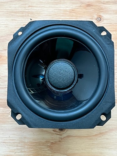 Cambridge soundworks mc300 - 1,