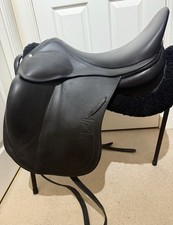 Childeric MW DSG Dressage Saddle 18” Black