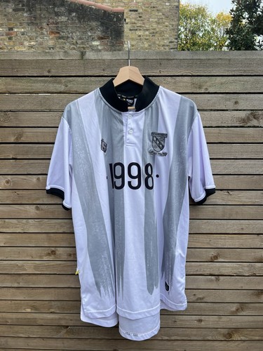 Cleethorpes town hope - x, +
