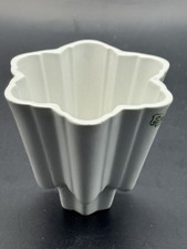 VINTAGE  Large SHELLEY Star WHITE GLAZED BLANCMANGE/JELLY MOLD