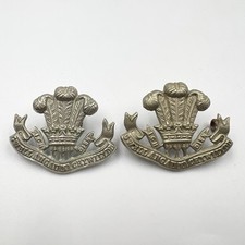 Genuine Welch Regiment Collar Badges