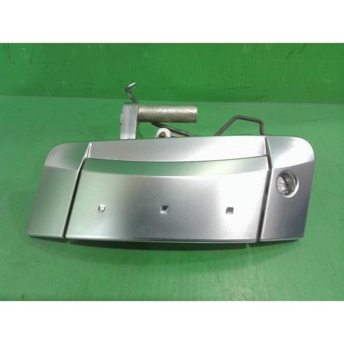 Nissan front door outer handle - front,