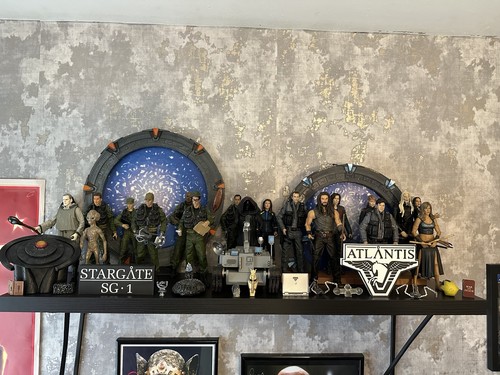 Stargate figures - stargate,