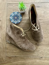 Clarks Originals  Walnut Brown Wedge Desert Boots Women's Yarra Suede Shoes