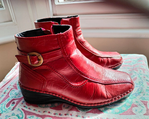 Women red ankle boots - red,