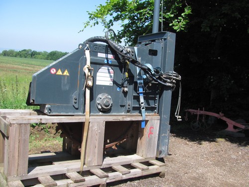 Trencher rockwheel attachment - rockwheel,