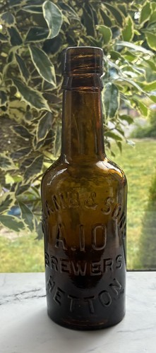 Vintage dark brown beer - brown,