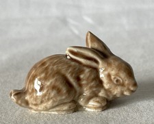 Vintage Wade Whimsies Porcelain Ceramic WADE BUNNY RABBIT Figurine #21-873