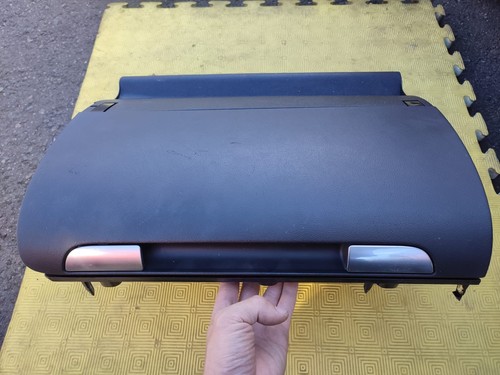 2005 audi glovebox - 2005, 8p